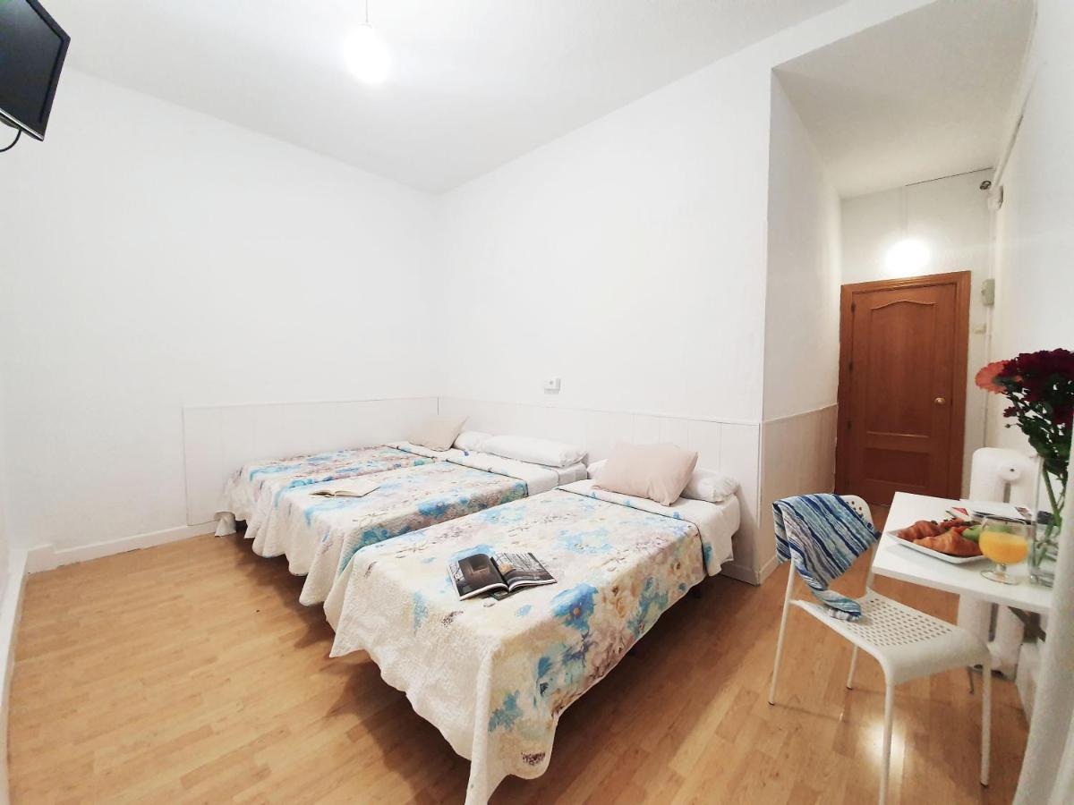 Hostal Alicante Мадрид Экстерьер фото