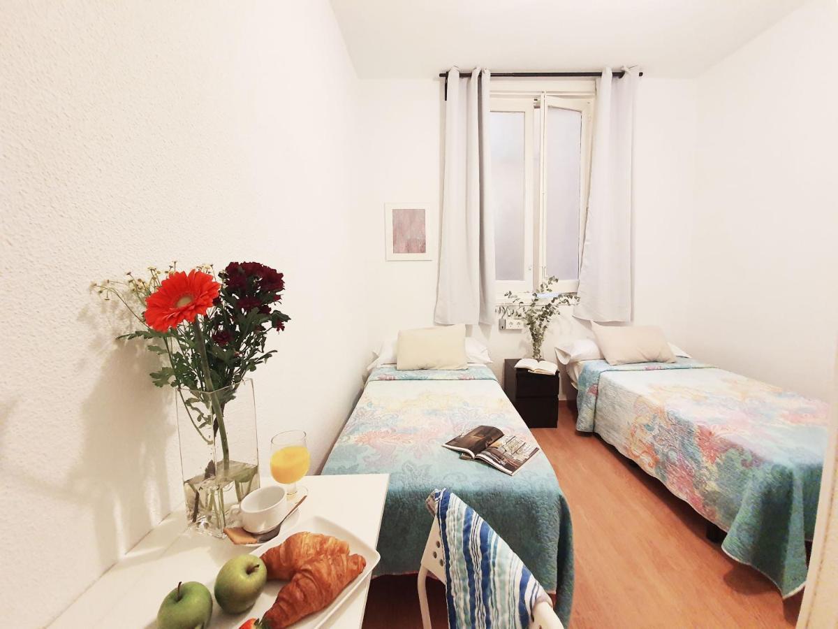 Hostal Alicante Мадрид Экстерьер фото