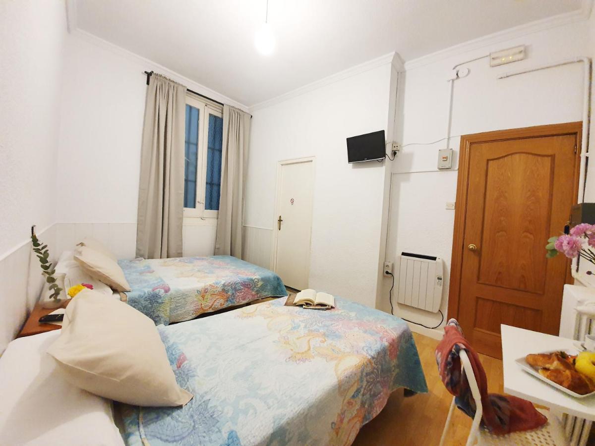 Hostal Alicante Мадрид Номер фото
