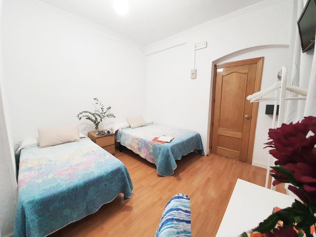 Hostal Alicante Мадрид Экстерьер фото