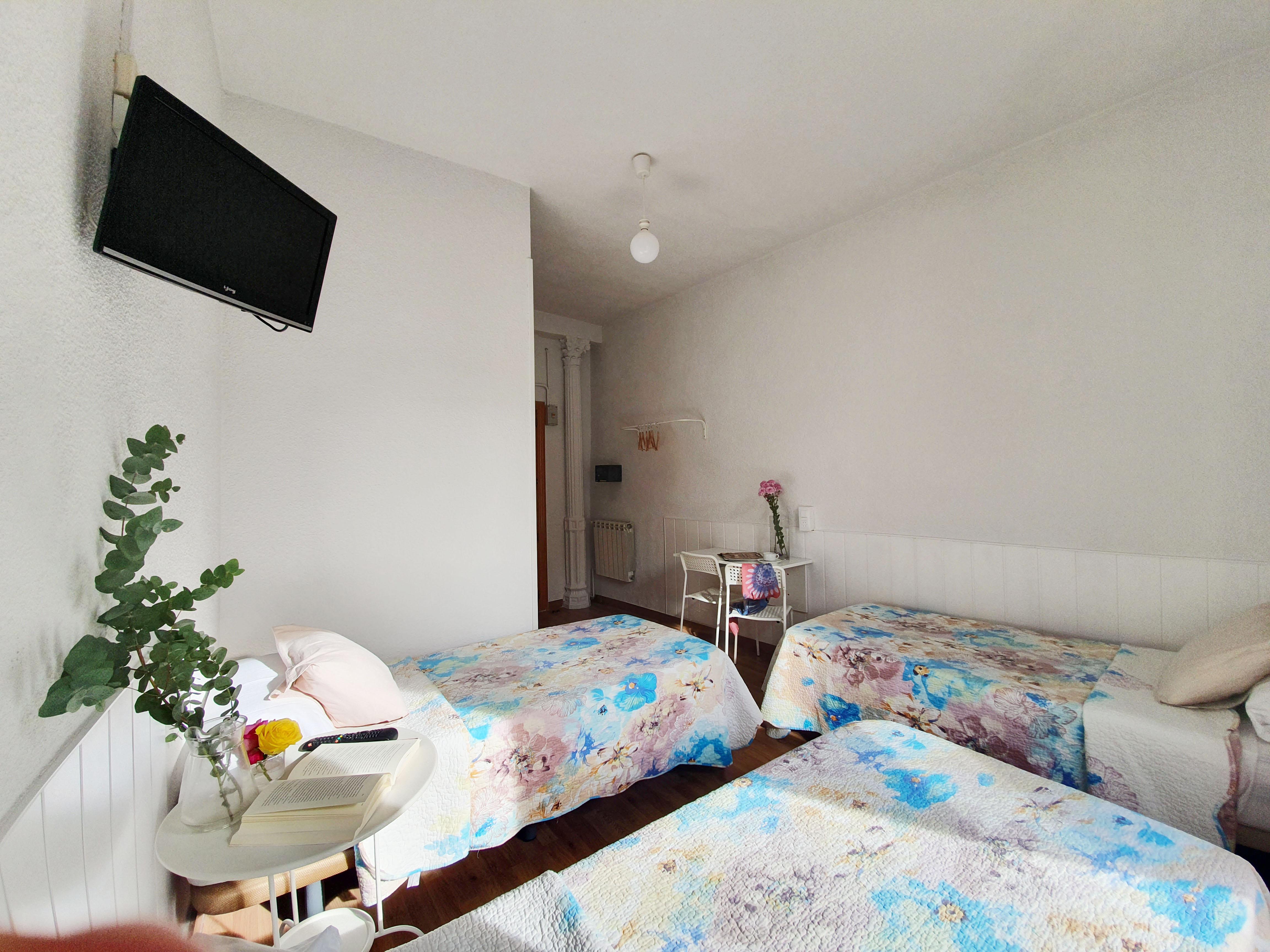 Hostal Alicante Мадрид Экстерьер фото