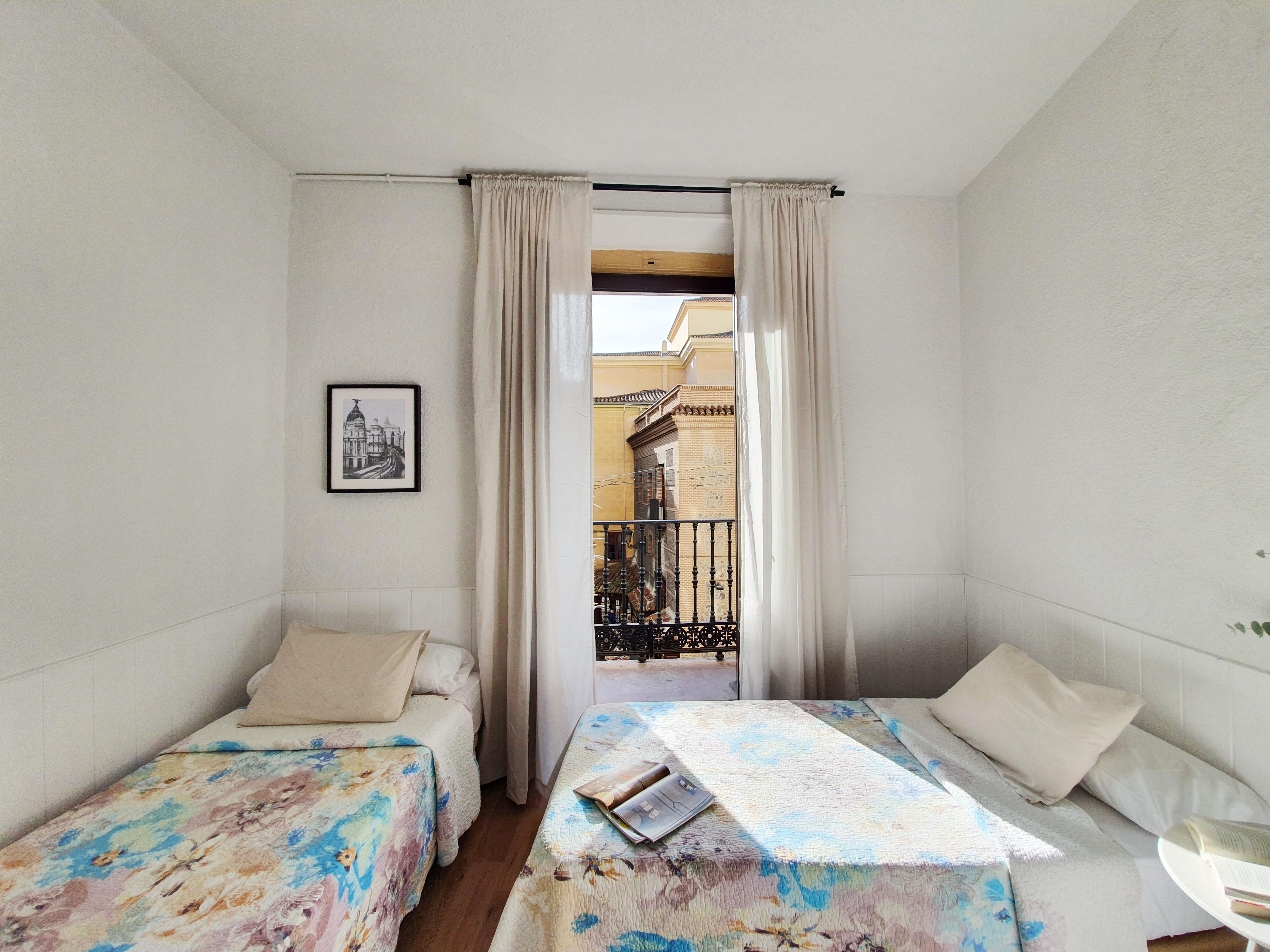 Hostal Alicante Мадрид Экстерьер фото
