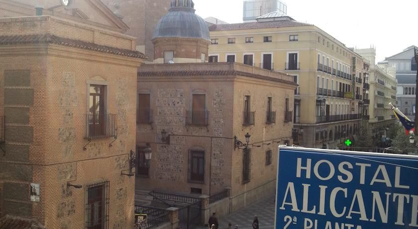 Hostal Alicante Мадрид Экстерьер фото