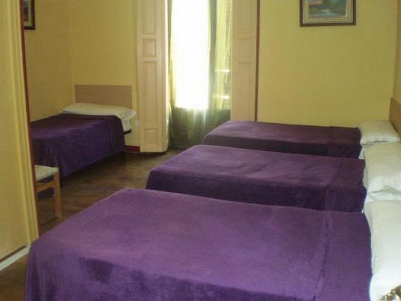 Hostal Alicante Мадрид Экстерьер фото